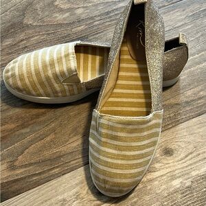 Kim Rogers Gold Glitter and Tan Striped Flats